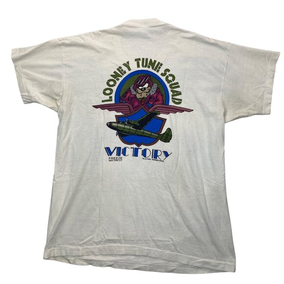 Vintage 94 Taz Looney Tune Bomber Squad Victory All Over Print Freeze T-Shirt XL - Picture 3 of 15